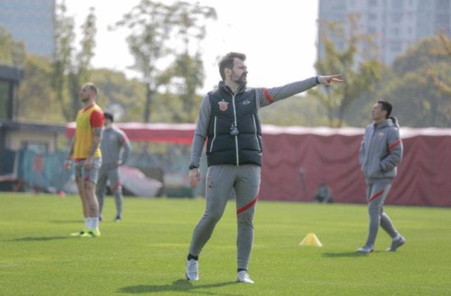 1614953951297024009.jpg lk.jpg